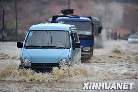 湖北恩施雷暴天气致20万人受灾(组图)-受灾,雷