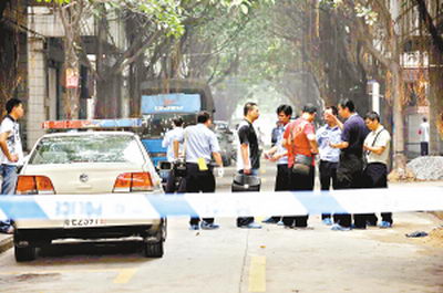 广东佛山闹市发现碎尸 死者为年轻女性(组图)-