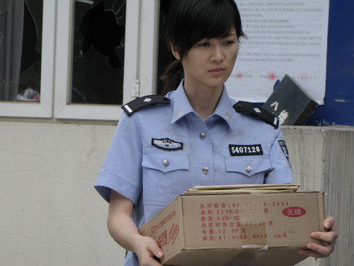 组图:童蕾寻访蒋敏全程记录 还原英雄感受坚强