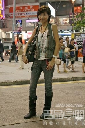 组图:六月香港的街头美女穿什么-混搭,香港街头