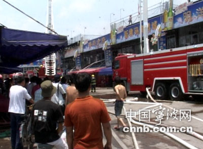 下角古仔小海鲜城_香港鲤鱼门海鲜城_13岁以下小萝莉发育图