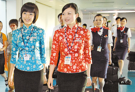 台湾桃园机场喷水为首航包机洗尘-洗尘,包机