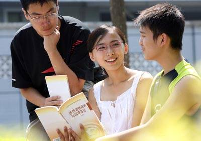 周济:高校思政课要让学生真心喜爱终身受益-思