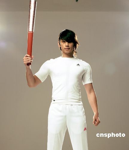 rain着急结婚发表婚姻观 年龄差10岁没关系-ra