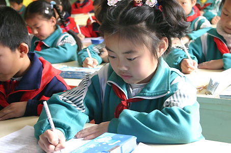 教育部明确规定中小学学生睡眠.用眼及作业时