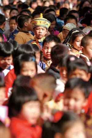 幼儿园收费乱现象调查(组图)-幼儿园,轮滑班,收