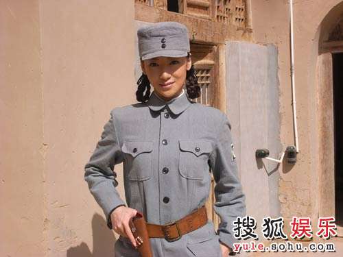 陈紫函,郭铁成,张帆主演的一部描述三十年代延安反特的电视剧《延安