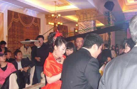 赵本山大女儿完婚 陪嫁金高达三百万(组图)-赵