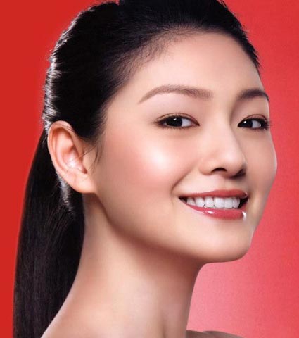 星极度夸张水嫩肌肤(组图)-广告,女星,<em>美女吧</em>,肤