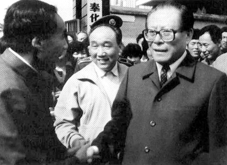 乡镇企业跨出明晰产权第一步-产权制度改革,股