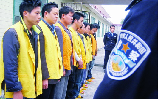 绑架富豪独子索要300万 湖南破获特大绑架案(