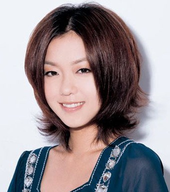 <em>真人</em>示范 4款完美小脸<em>发型</em>(组图)-<em>发型</em>,<em>真人</em>示范