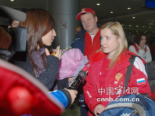 2008女拳世锦赛俄罗斯队先期抵达--中国宁波网