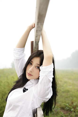最后的王爷》热播可爱熊乃瑾转型忧郁<em>女人</em>-花
