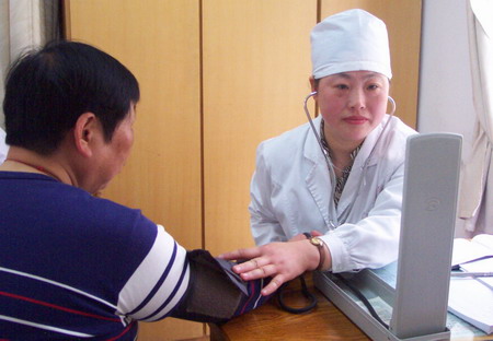 为社区<em>辛勤工作</em>的好医生 赵宁--中国宁波网-<em>女性</em>