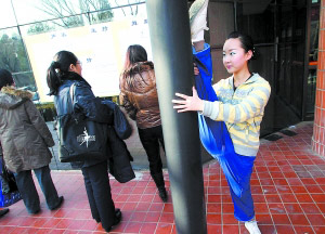 北京09年高考考生人数预计下降-考生人数,艺术