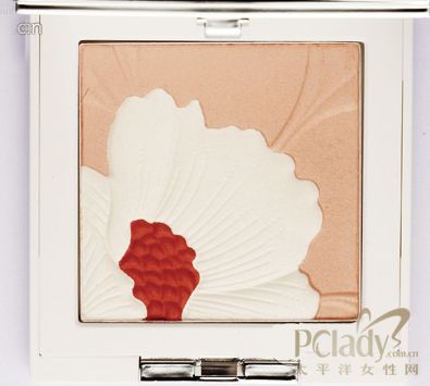 这样画腮红显瘦还变年轻(组图)-Chanel,组图,显