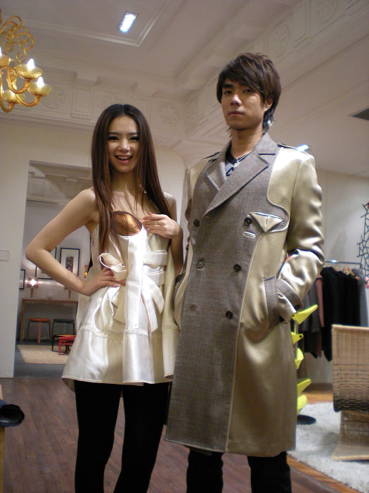戚薇亮相中歌榜美丽冻人 <em>男才女貌</em>试装现身-