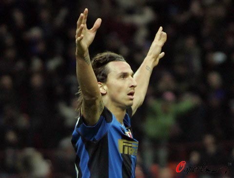 08年50大球星排行:C罗第一 卡卡16小罗无缘-2