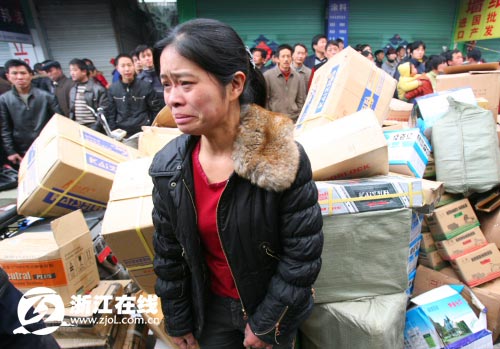 一个开门炮引来33辆消防车 杭州花都市场72店