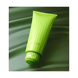 做好水嫩功课 美美迎初夏(组图)-玻尿酸,肌肤底