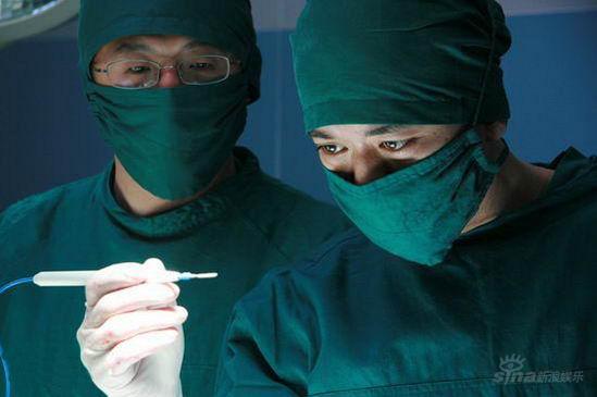 《团长》收视高开低走 《柳叶刀》高歌猛进-柳