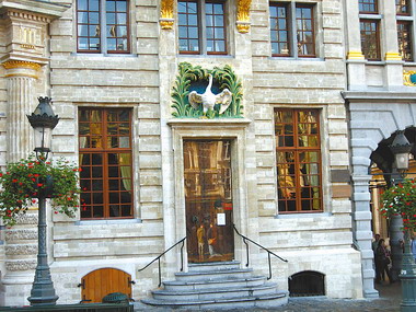 比利时 走进天鹅之家(图)-马克思,比利时,共产