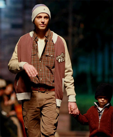 幼儿园归来最该问宝宝什么?(图)-老师,家长,问她