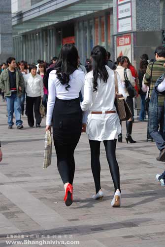 抓拍街头<em>美女</em>小暴露才时髦[组图]-MM,<em>美女</em>,抓拍