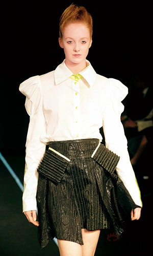 7类加长款白衬衫今春流行(组图)-白衬衣,裙装搭