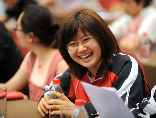 福原爱人气高抢国乒风头 <em>蔡振华</em>敬酒瓷娃娃-福