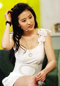 <em>天下女人</em>》 自认桃花旺(图)-<em>刘亦菲,天下女人</em>,金