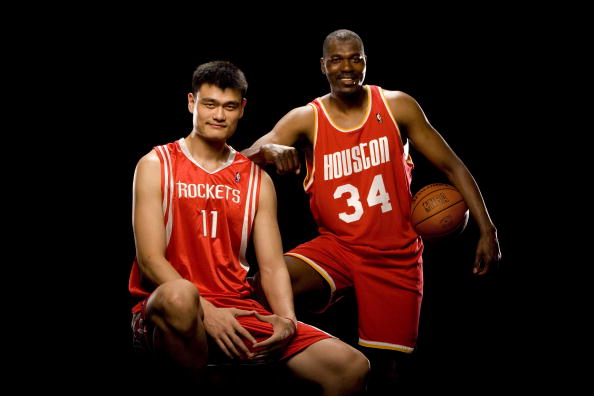 火箭十大选秀瞬间姚明居第三 不悔选大梦错过乔丹-火箭队,大前锋,1983年,1970年,塔德迈尔,奥拉朱旺-中国宁波网-新闻中心