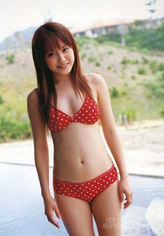 传早安少女<em>高桥爱</em>私生活被曝光 夜晚开派对-高