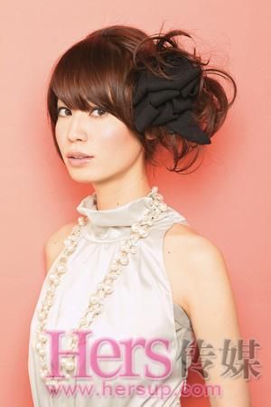 夏季最流行的中发扎发技巧(组图)-头发,波波,A