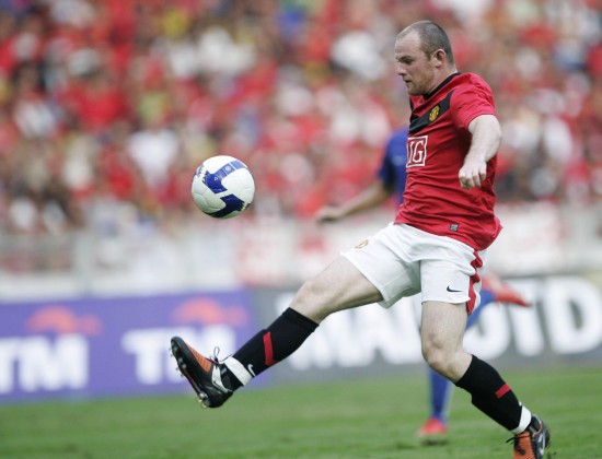 [绿茵天下]当今足坛10大影子前锋_球迷一家