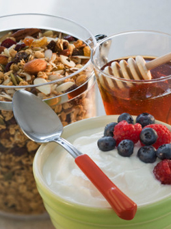 破坏女人体型的酸奶喝法(组图)-喝酸奶,女人,小