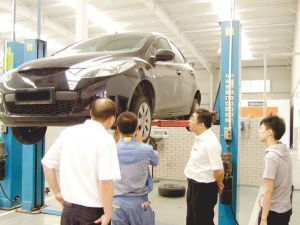 新车才开5个月 5只韩泰轮胎3只漏气-韩泰轮胎