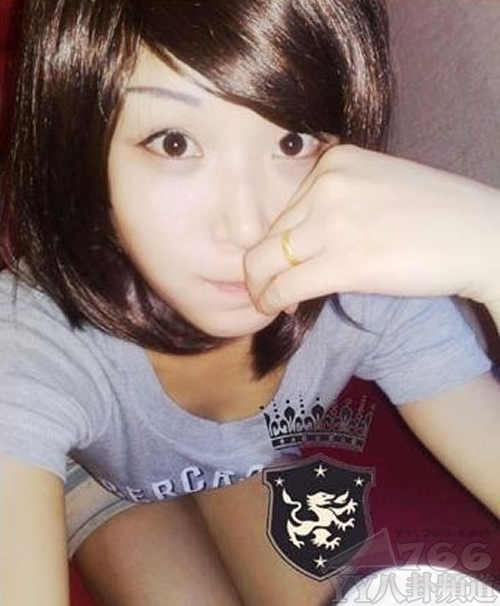 会长你凭什么玩我?公会会长欺辱小女生-<em>已婚男</em>