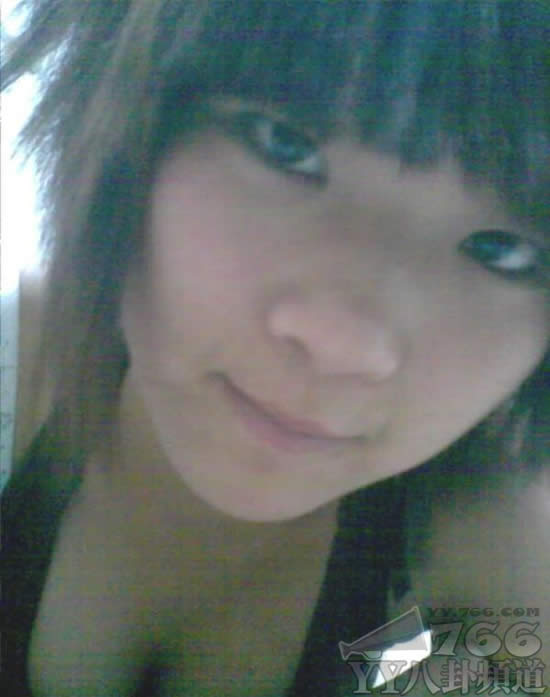 90自残女引发评论+我们应该给予宽容