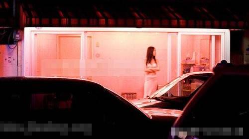 误闯首尔最大红灯区