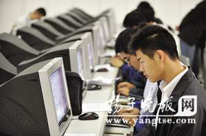 江苏2010年高考网报开始 不再出现兼招专业