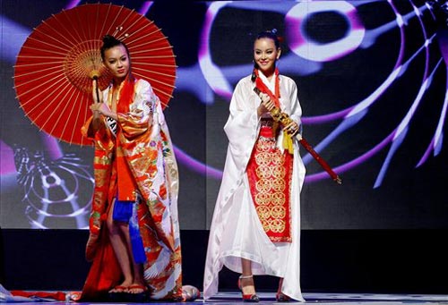 环球小姐美马宽子爆性丑闻(图)-马宽子,自拍性