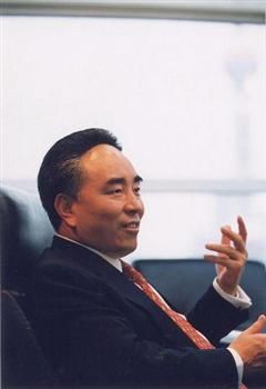 仰融造车中国破局 与沈阳签百亿投资意向书-造