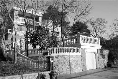 江苏巨贪六顶官帽造亿万富豪梦 当官辞官均为