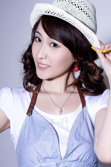 张艺谋相中砸蛋小姐高美仪[图]-高美仪,谋女郎,