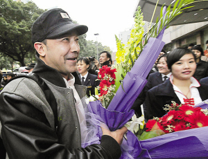 八一男篮抵达宁波,CBA盛宴周日开席-八一队,年