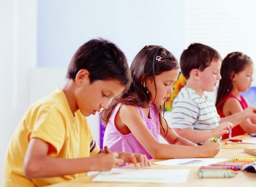 孩子上课总走神是什么原因?(图)-孩子,上课,走神