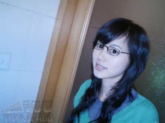 第一<em>伪娘</em>诞生了 把男扮<em>女装</em>演绎到极致-<em>伪娘</em>-中