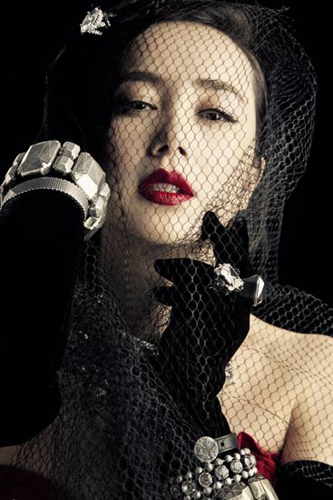 蒋雯丽写真大气优雅风韵存(组图)-复古,风韵犹